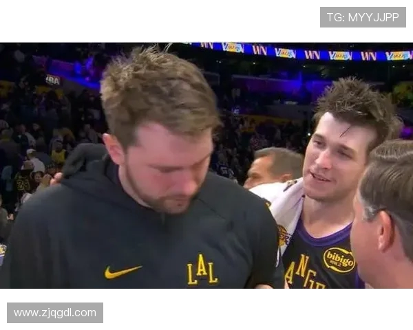 原创里夫斯谈故意罚失末球：为保持东契奇信心，我不想连续两晚得分超他